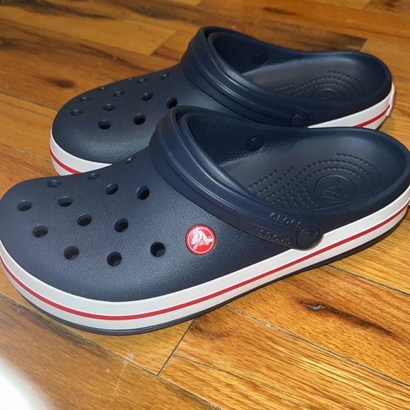 Unisex Navy Blue Crocs - Picture 3 of 6